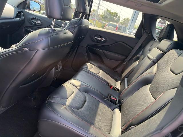 2019 Jeep Cherokee - $13,738