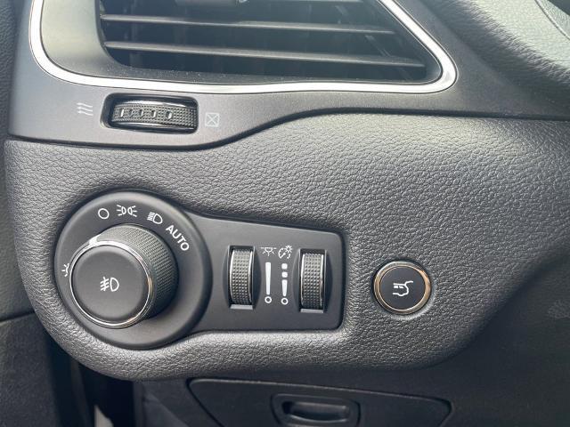 2019 Jeep Cherokee - $13,738