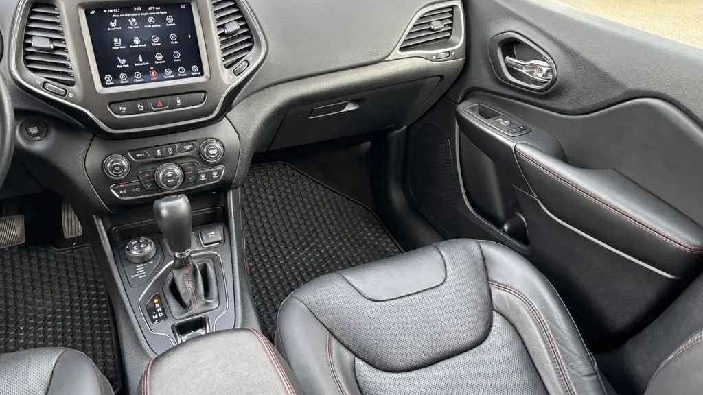 2021 Jeep Cherokee Trailhawk