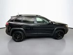 2021 Cherokee Thumbnail 8