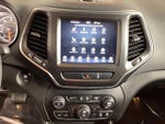 2022 Cherokee Thumbnail 24