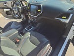 2018 Cherokee Thumbnail 9