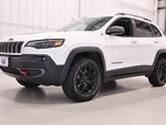 2019 Cherokee Thumbnail 6