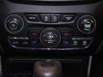 2019 Cherokee Thumbnail 25