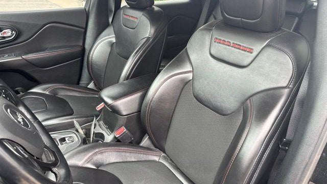 2021 Jeep Cherokee Trailhawk