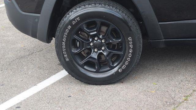 2021 Jeep Cherokee Trailhawk