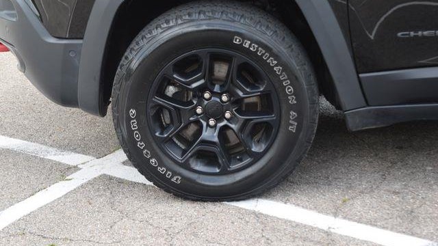 2021 Jeep Cherokee Trailhawk