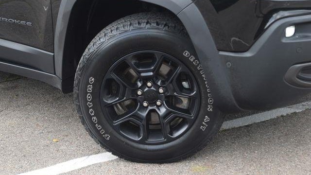 2021 Jeep Cherokee Trailhawk