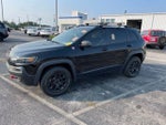 2021 Cherokee Thumbnail 2