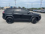 2021 Cherokee Thumbnail 16