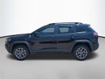 2022 Cherokee Thumbnail 2