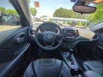 2022 Cherokee Thumbnail 32