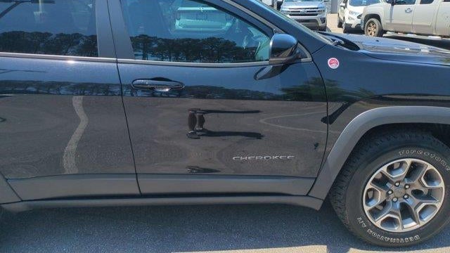 2022 Jeep Cherokee Trailhawk