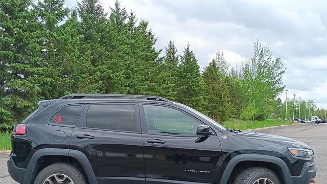 2022 Jeep Cherokee Trailhawk