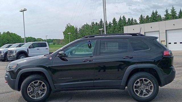 2022 Jeep Cherokee Trailhawk