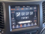 2022 Cherokee Thumbnail 10