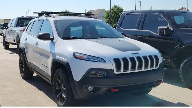 Preowned 2018 Jeep Cherokee Trailhawk L Plus for Sale