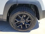 2018 Cherokee Thumbnail 14