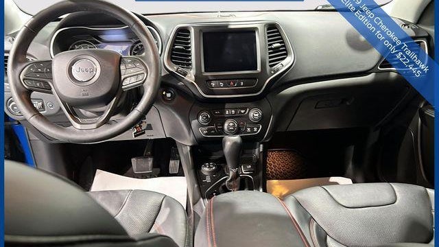 2019 Jeep Cherokee Trailhawk