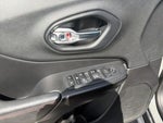 2019 Cherokee Thumbnail 20