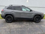 2022 Cherokee Thumbnail 19