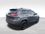 2018 Cherokee Thumbnail 16