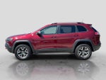 2019 Cherokee Thumbnail 3