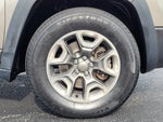 2019 Cherokee Thumbnail 10