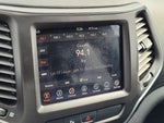 2019 Cherokee Thumbnail 20