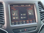 2019 Cherokee Thumbnail 15