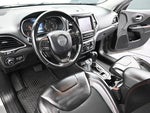 2019 Cherokee Thumbnail 12