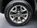 2019 Cherokee Thumbnail 32