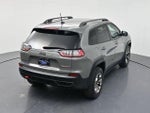 2019 Cherokee Thumbnail 38