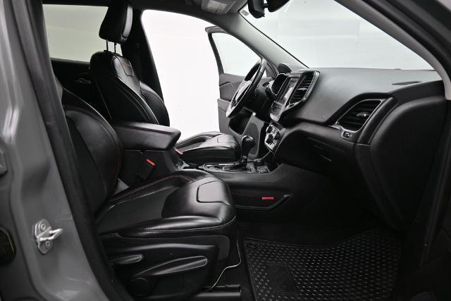 2019 Jeep Cherokee - $13,398