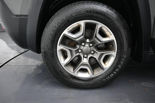 2019 Jeep Cherokee - $13,398