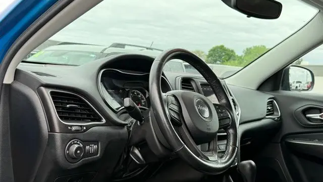 2020 Jeep Cherokee Trailhawk