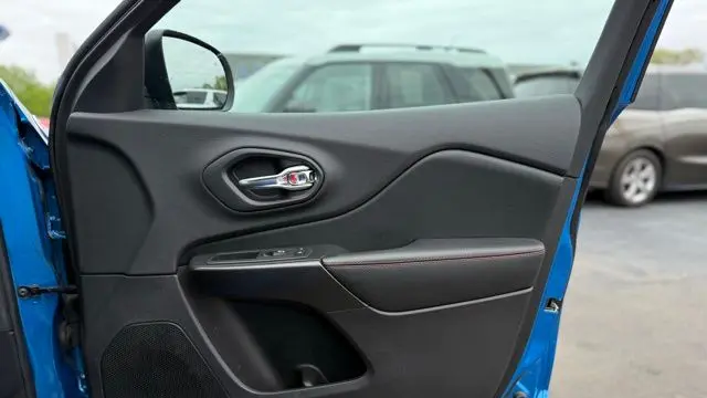2020 Jeep Cherokee Trailhawk