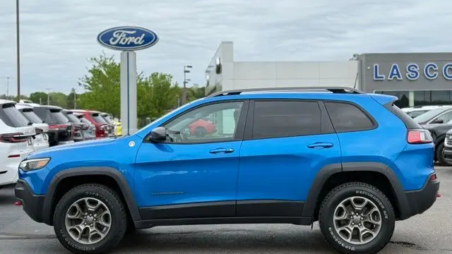 2020 Jeep Cherokee Trailhawk
