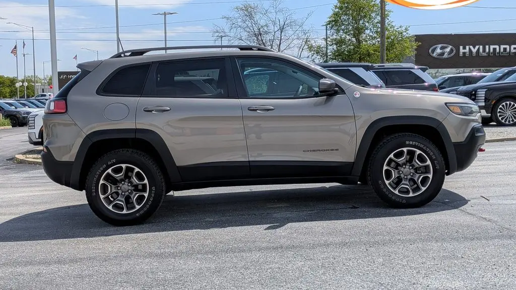 2020 Jeep Cherokee Trailhawk