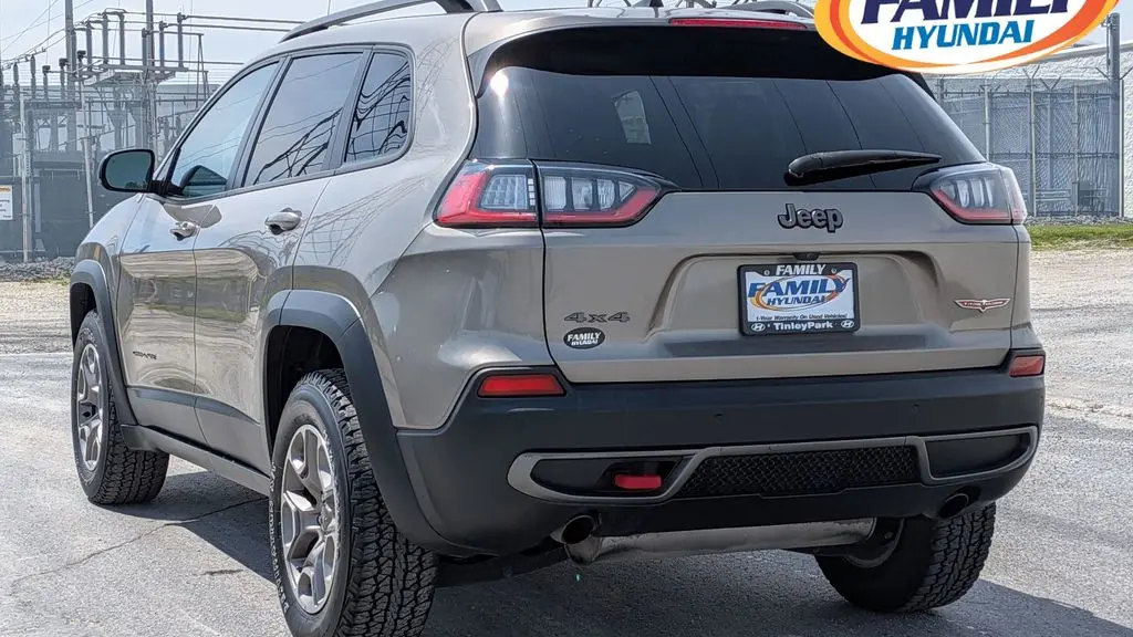 2020 Jeep Cherokee Trailhawk
