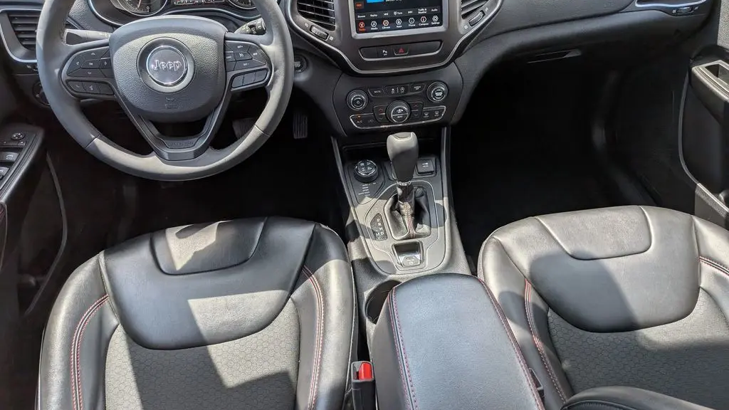 2020 Jeep Cherokee Trailhawk