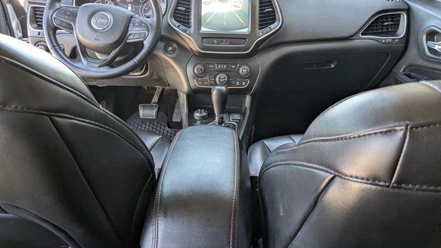 2019 Jeep Cherokee Trailhawk