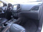 2019 Cherokee Thumbnail 4