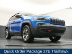 2019 Cherokee Thumbnail 21