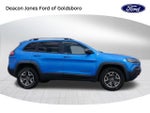 2019 Cherokee Thumbnail 2