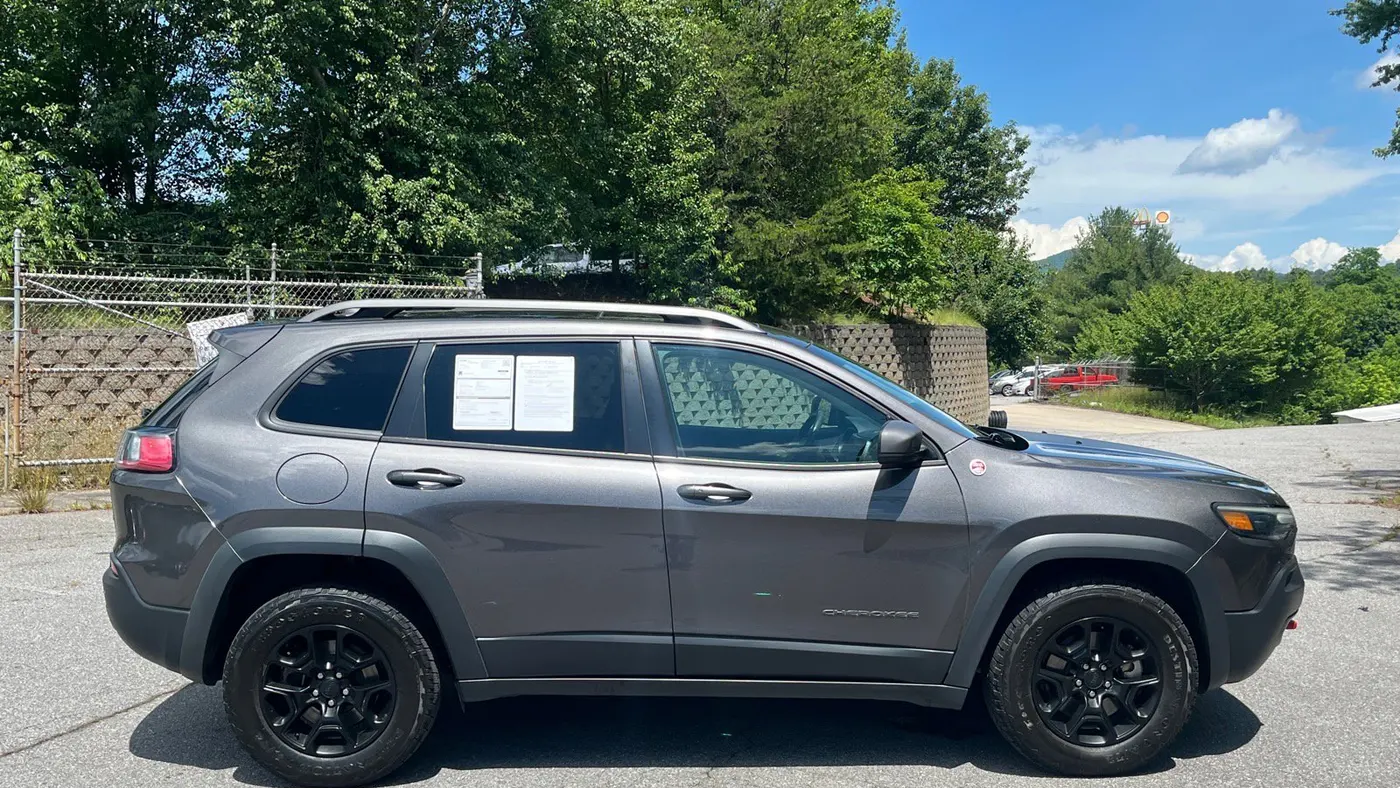 2019 Jeep Cherokee Trailhawk
