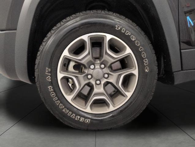 2021 Jeep Cherokee - $25,275