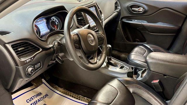 2022 Jeep Cherokee Trailhawk