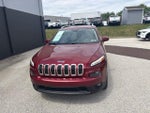 2016 Cherokee Thumbnail 11