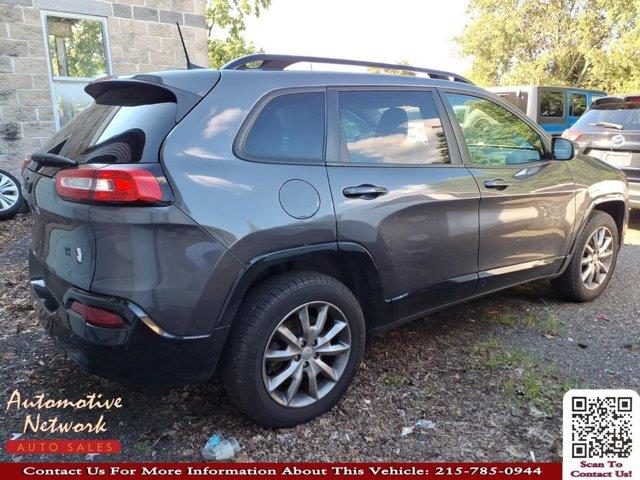 2018 Jeep Cherokee - $10,999